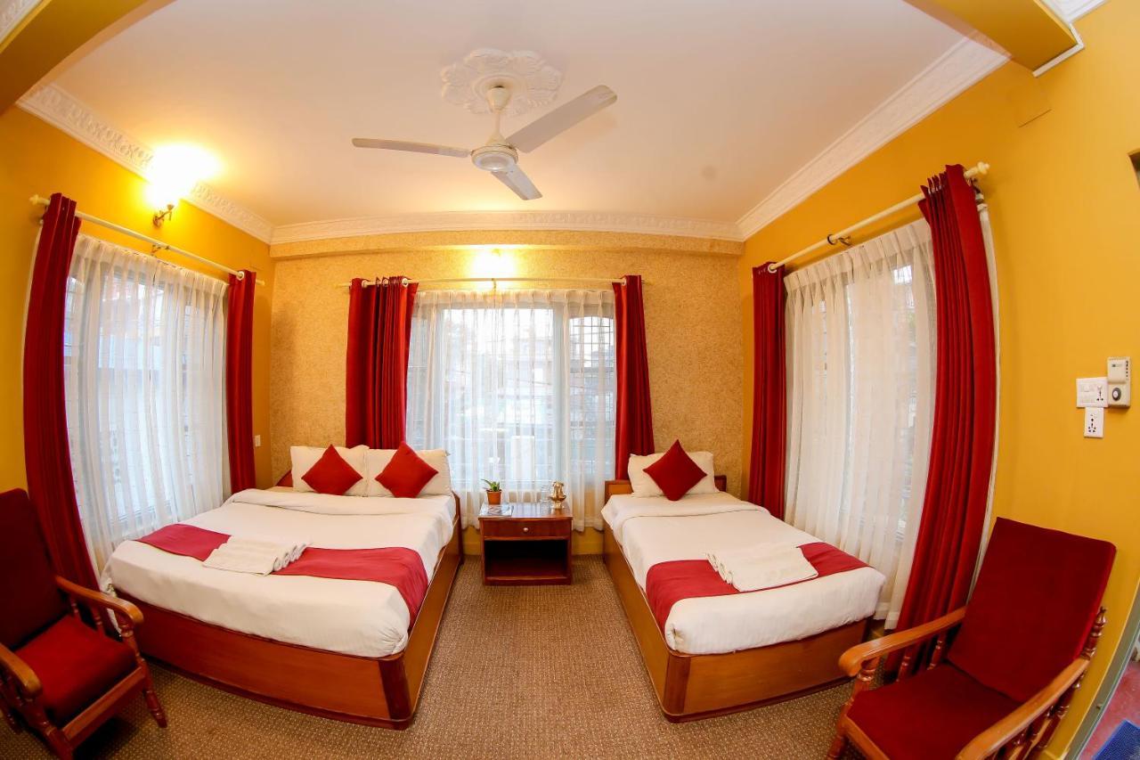 Gaurishankar Backpackers hostel Pokhara Exterior foto